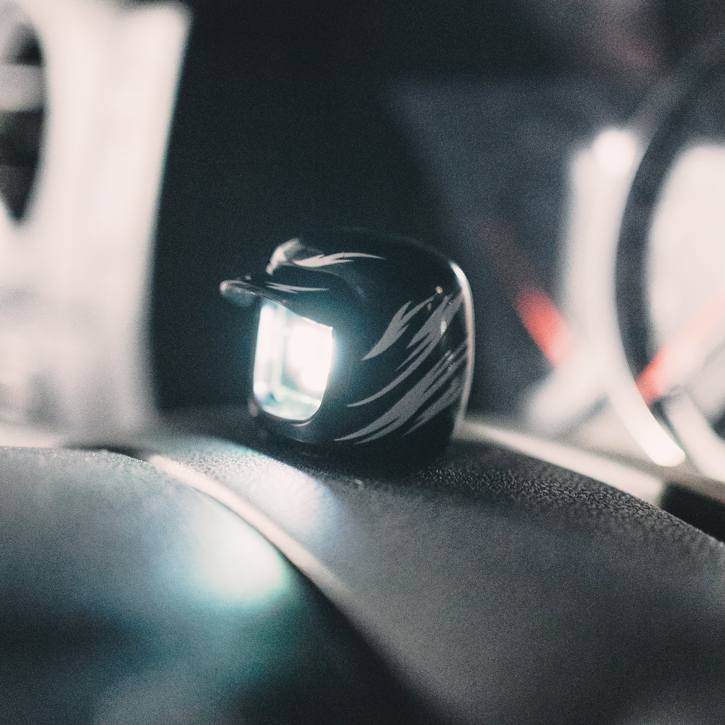 UNDERGROUND MOCHI HELMET