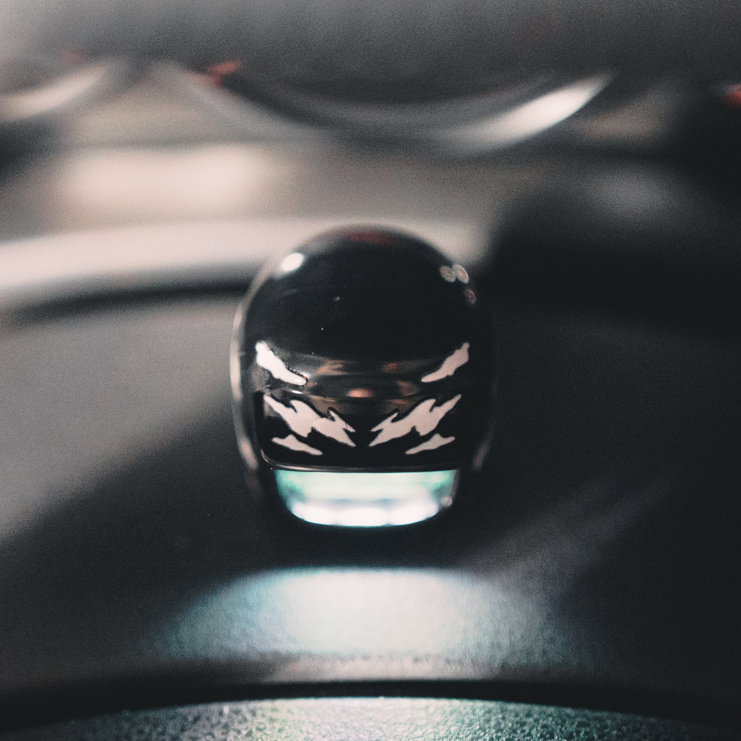 UNDERGROUND MOCHI HELMET