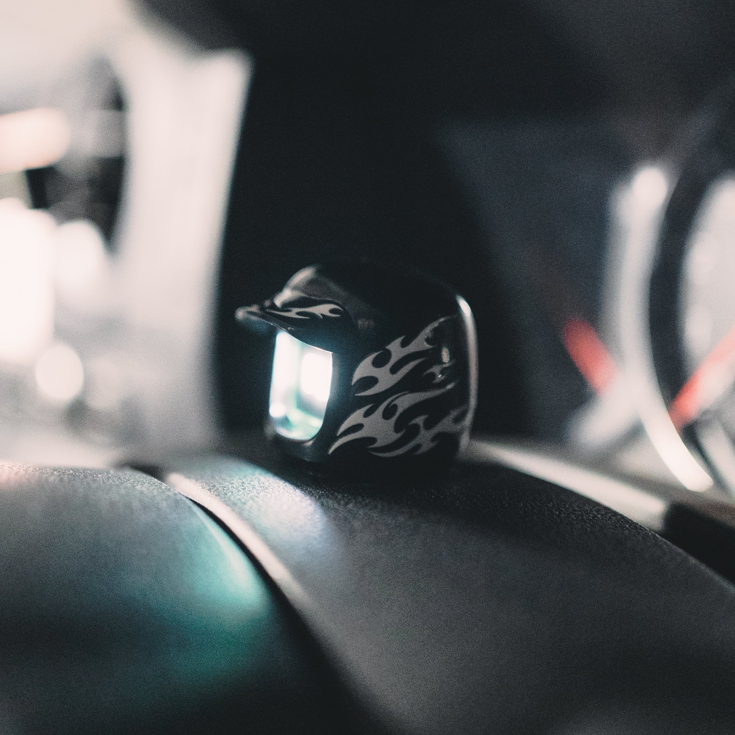 UNDERGROUND MOCHI HELMET