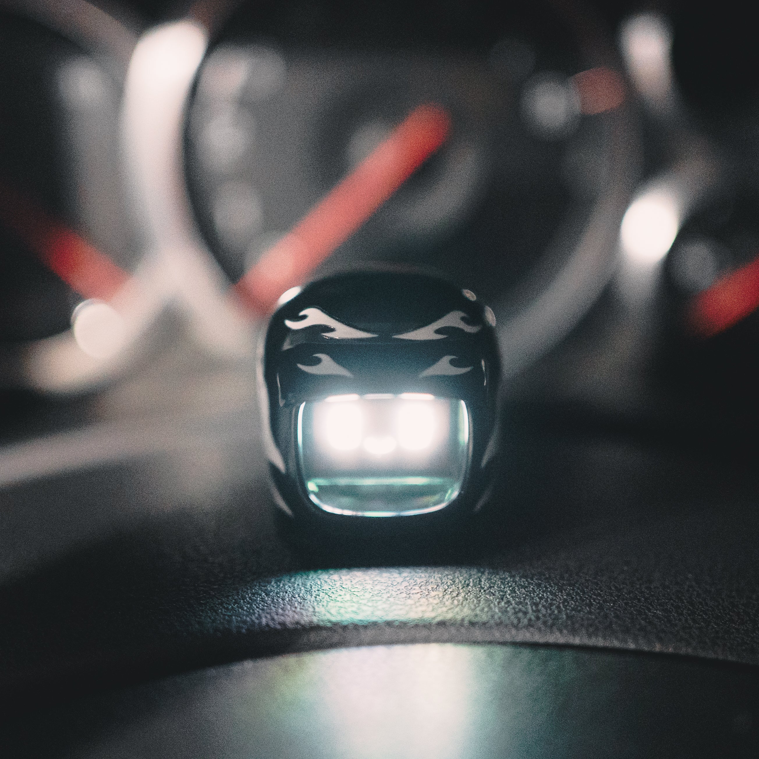 UNDERGROUND MOCHI HELMET