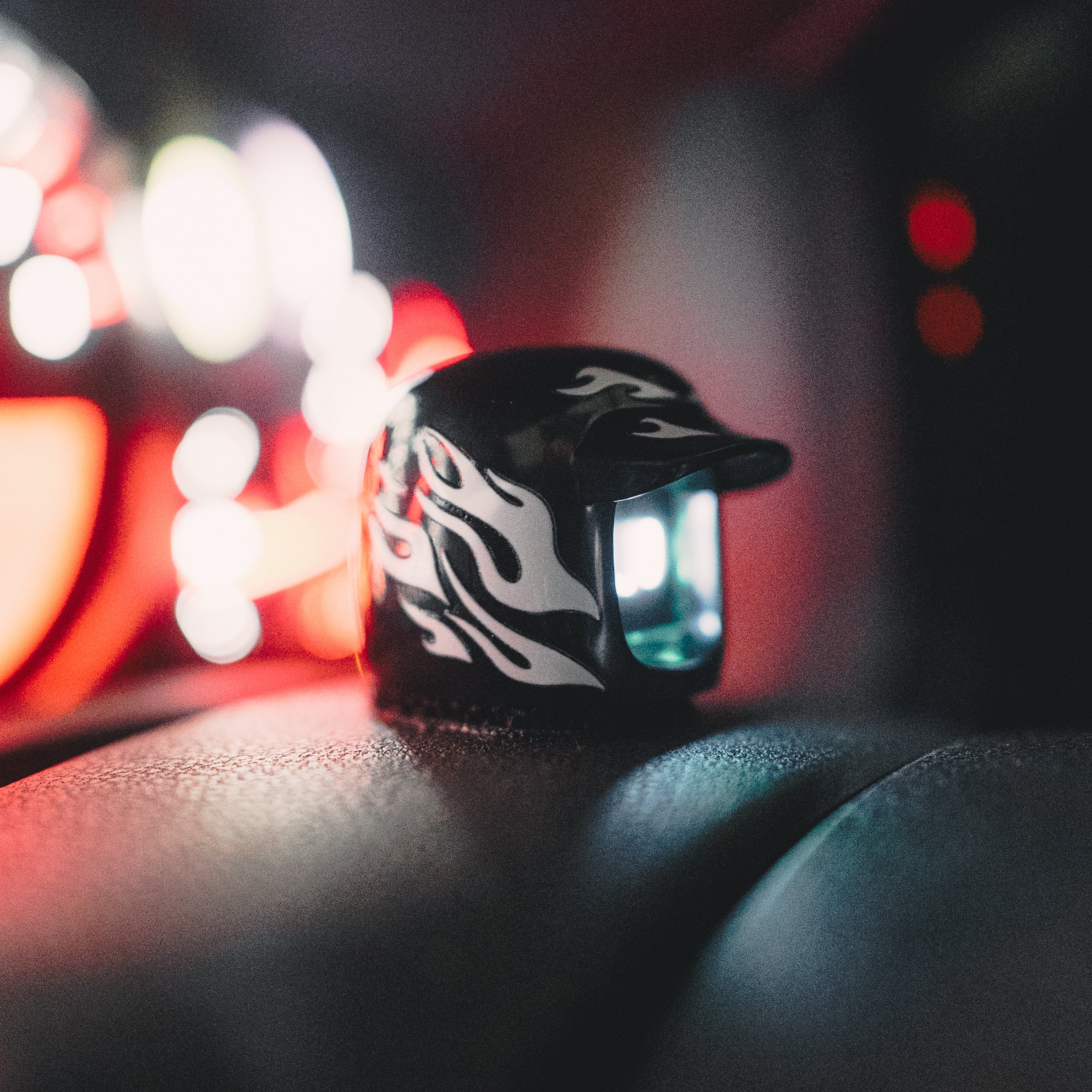 UNDERGROUND MOCHI HELMET