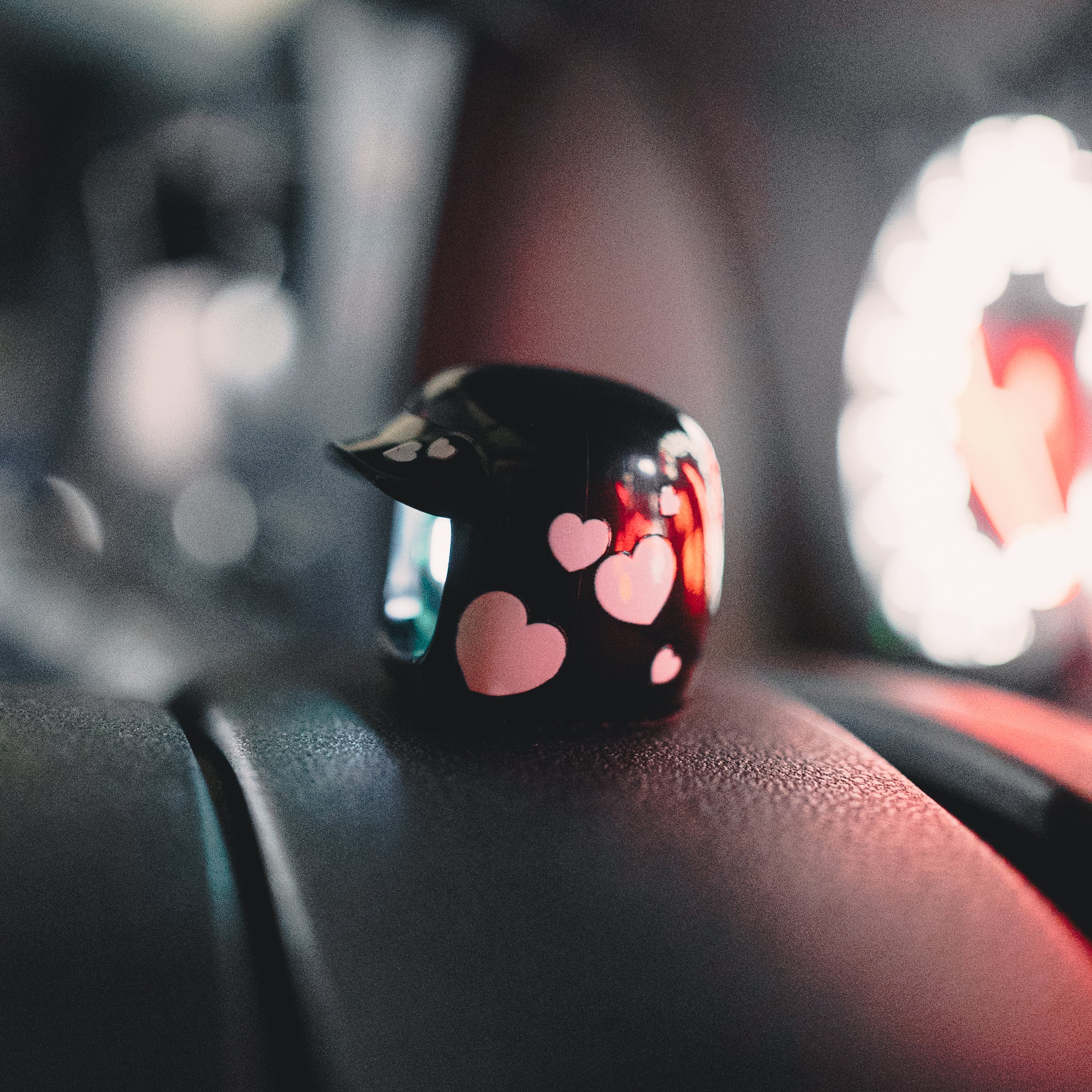 UNDERGROUND MOCHI HELMET