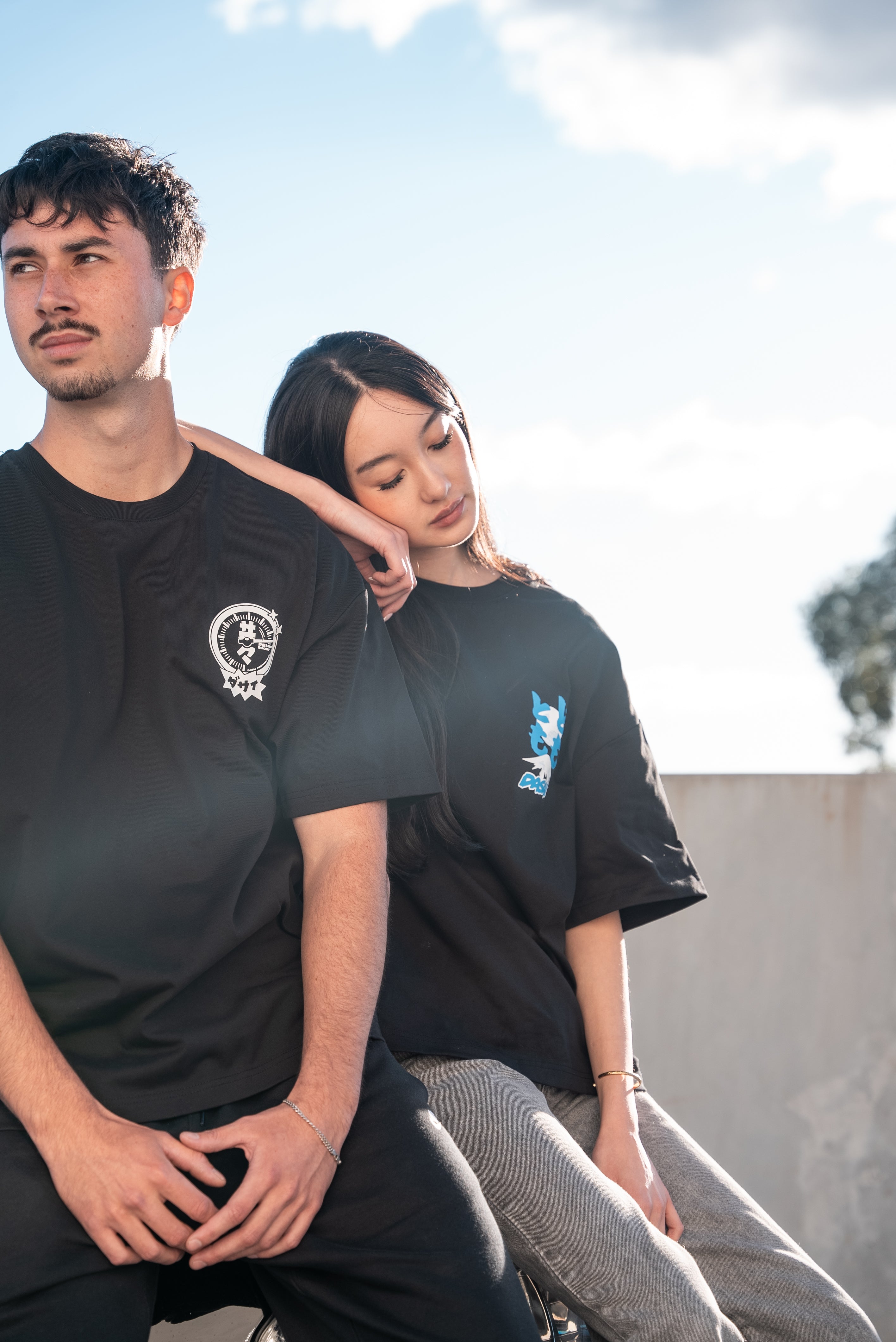 TOMO TOUGE T-SHIRT