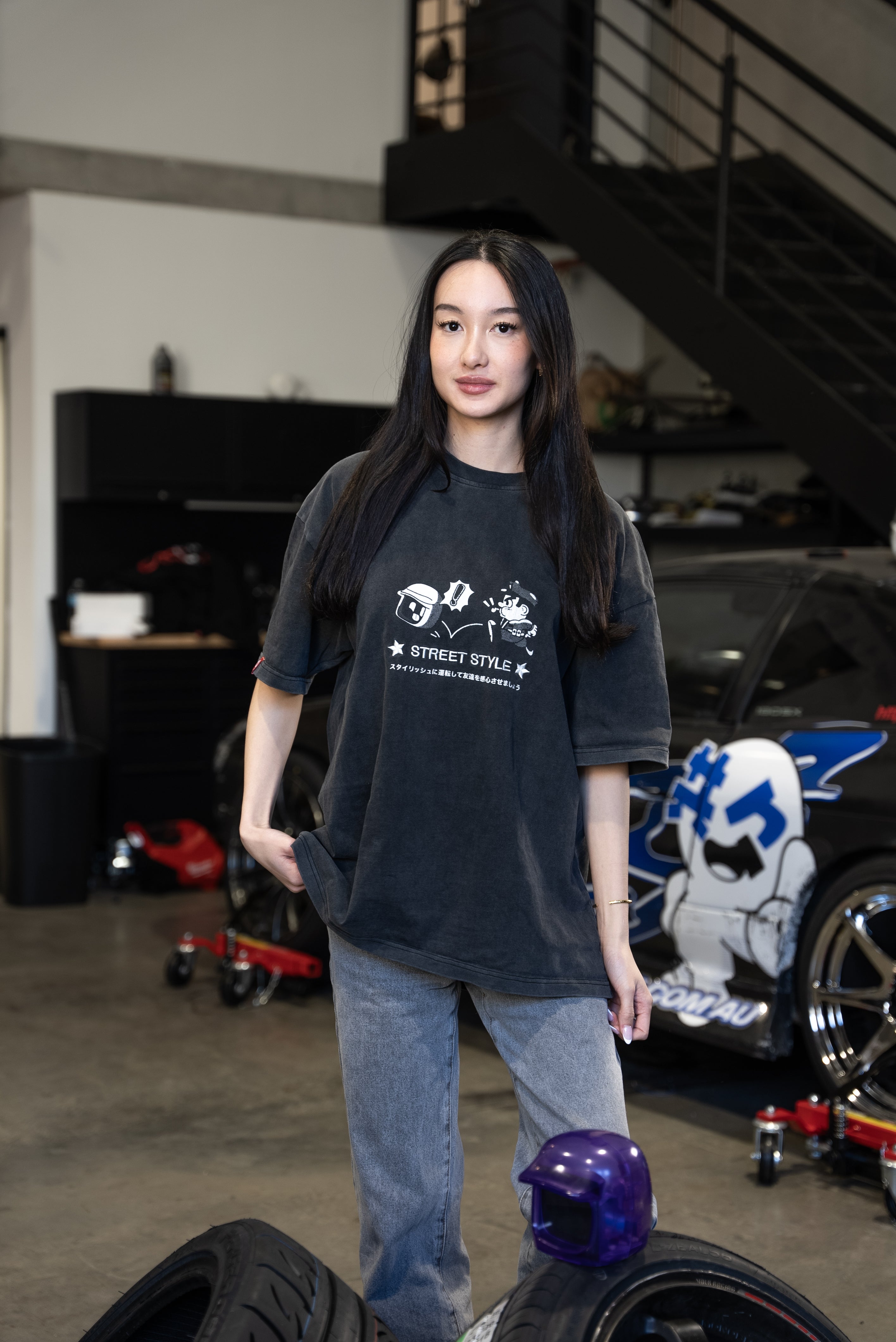 STREET STYLE T-SHIRT