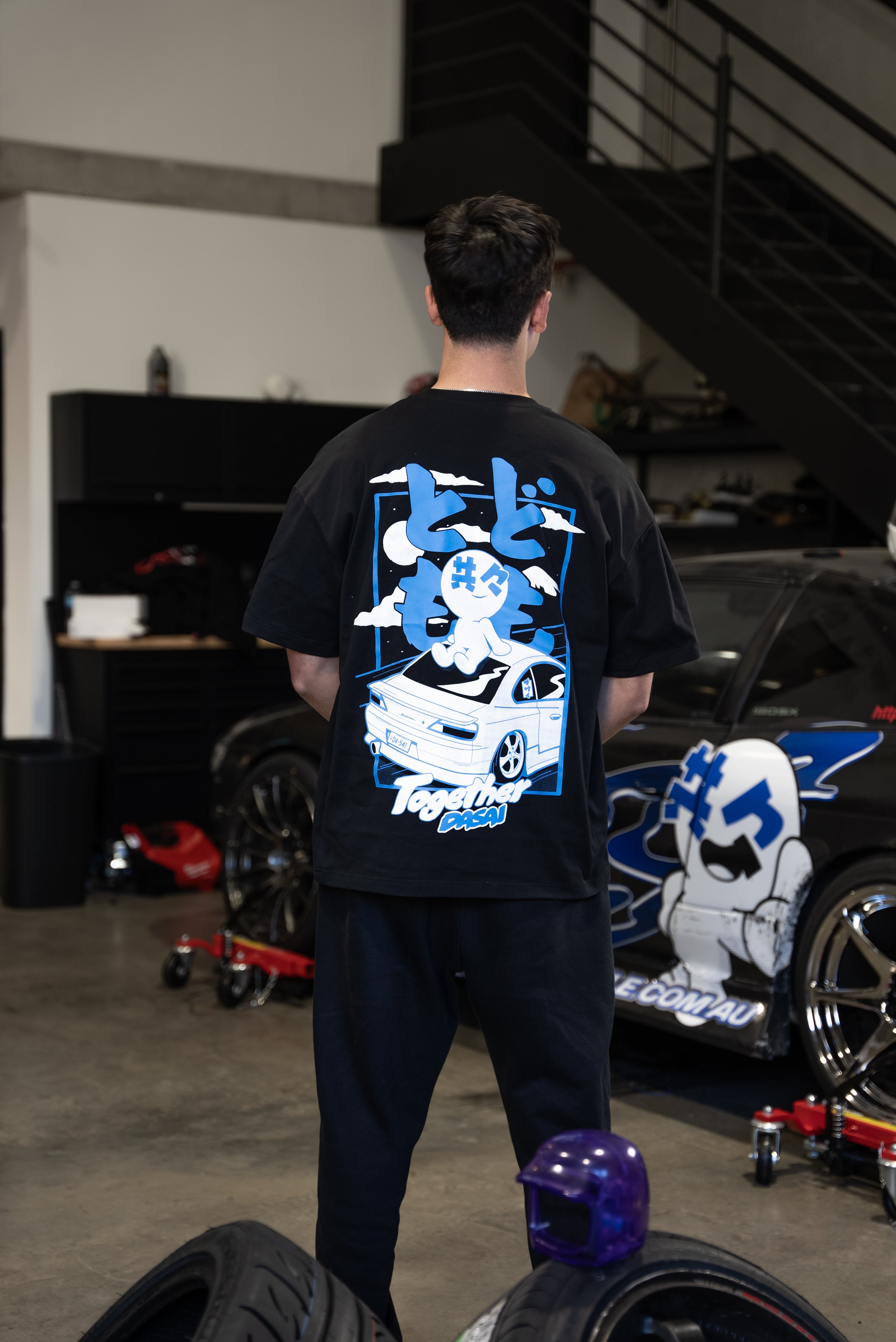 TOMO TOUGE T-SHIRT
