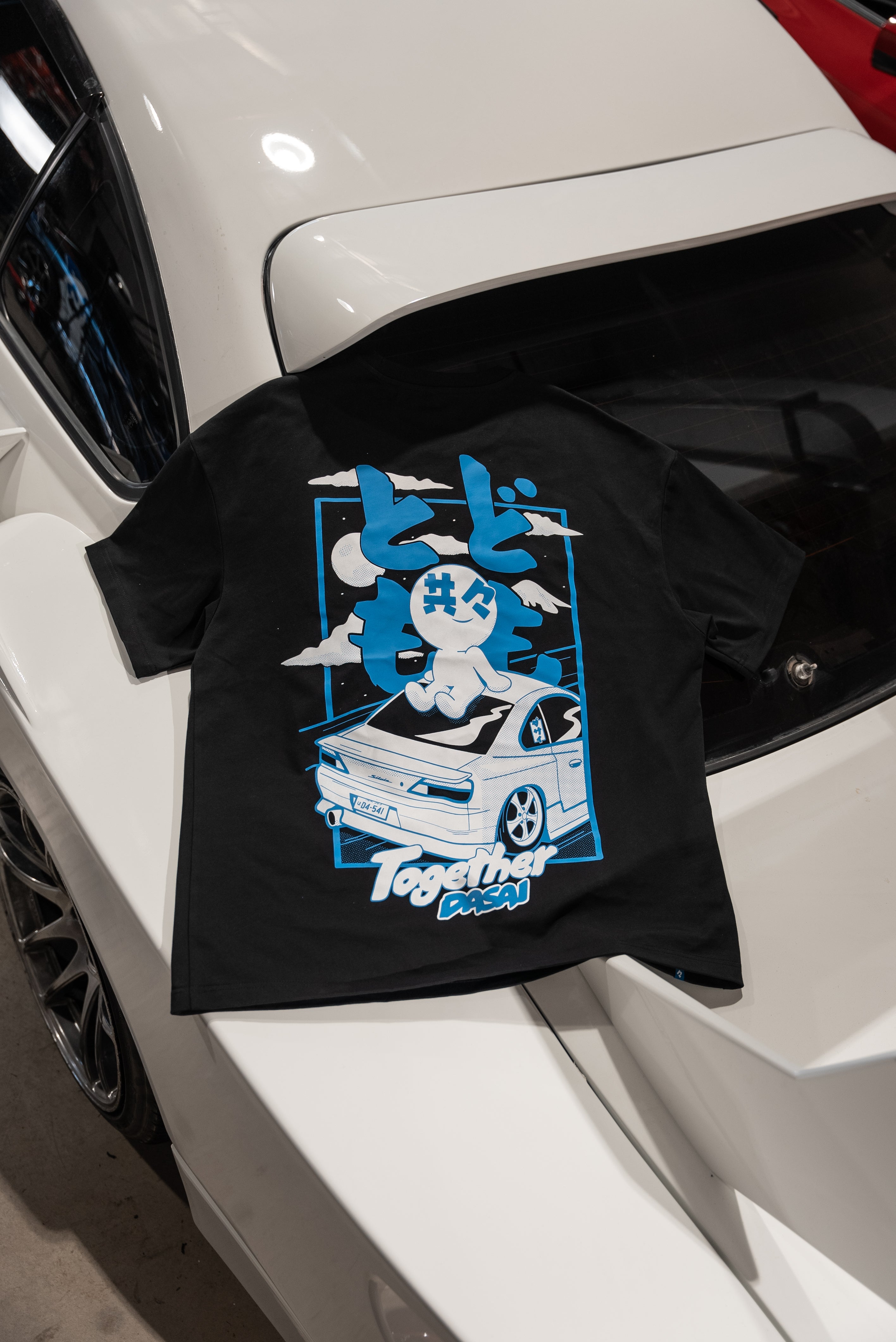 TOMO TOUGE T-SHIRT